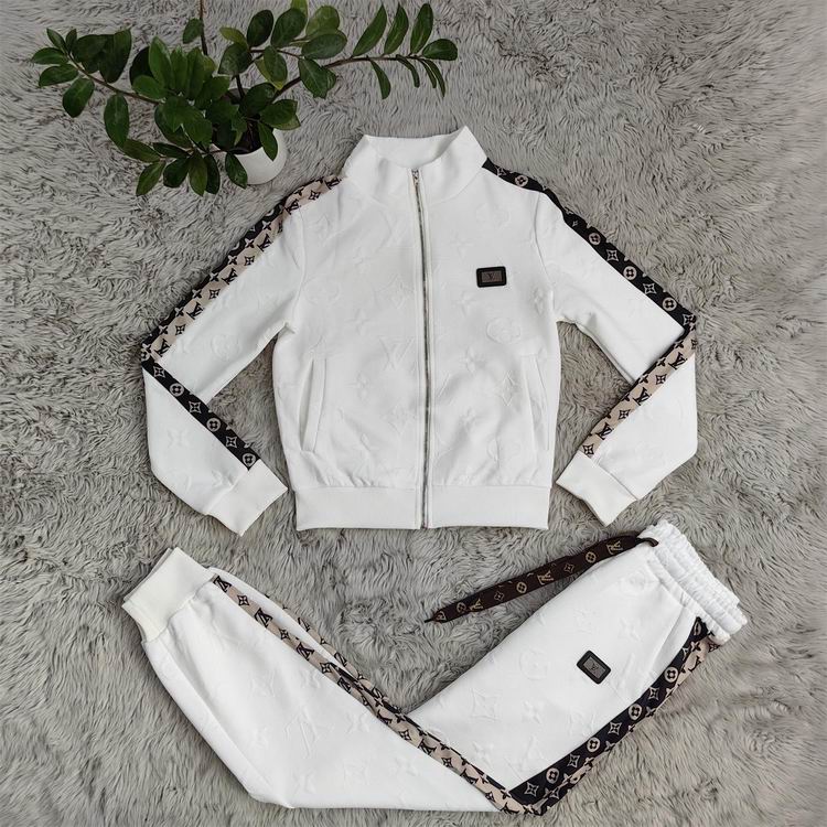 Louis Vuitton Tracksuit Wmns ID:20261003-142